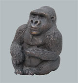 Gorilla Kim sitzend